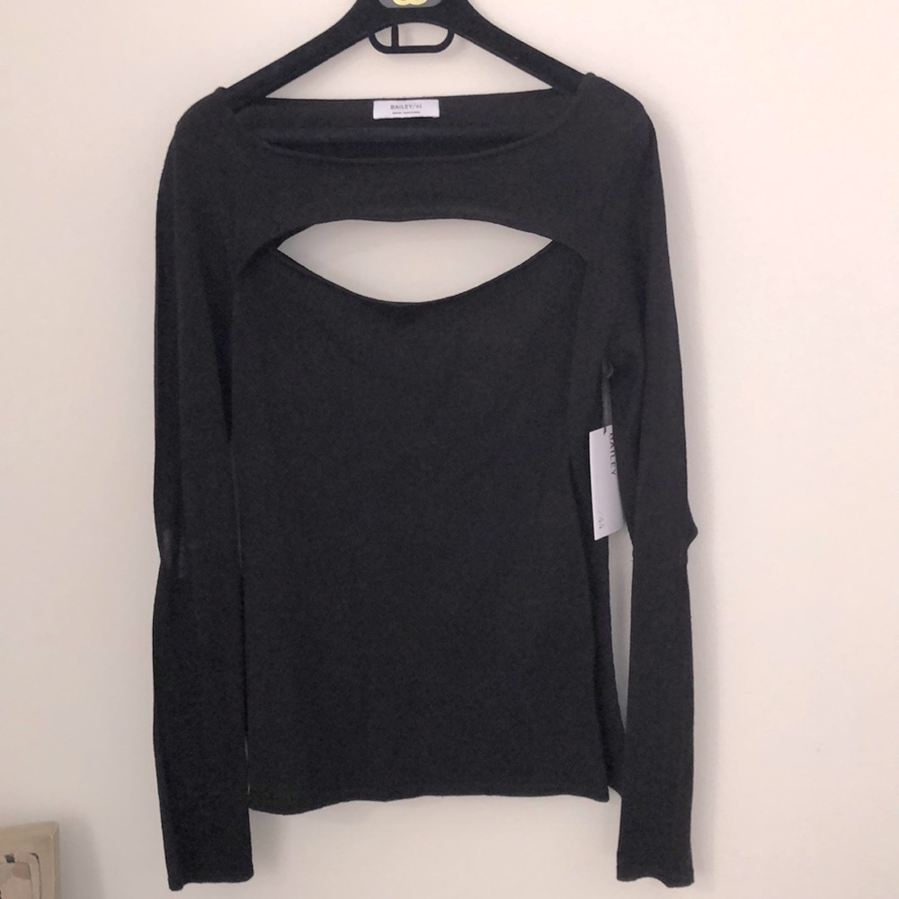 BAILEY 44 NWT Heidi cutout sweater in Black size Medium